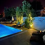 Lejlighedshotel Oregano 4*
