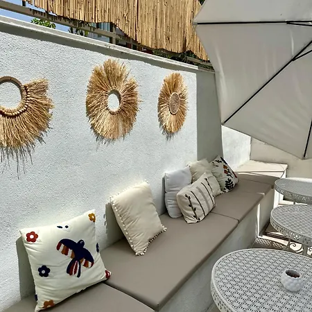 Oregano Aparthotel 4*